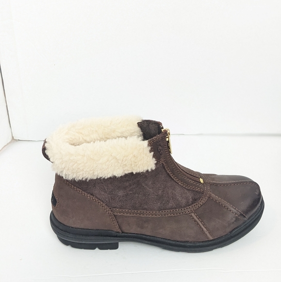 NWOT UGG Hapsburg zip winter boots - Picture 2 of 16